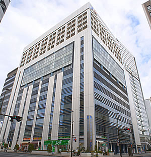 本社 外観